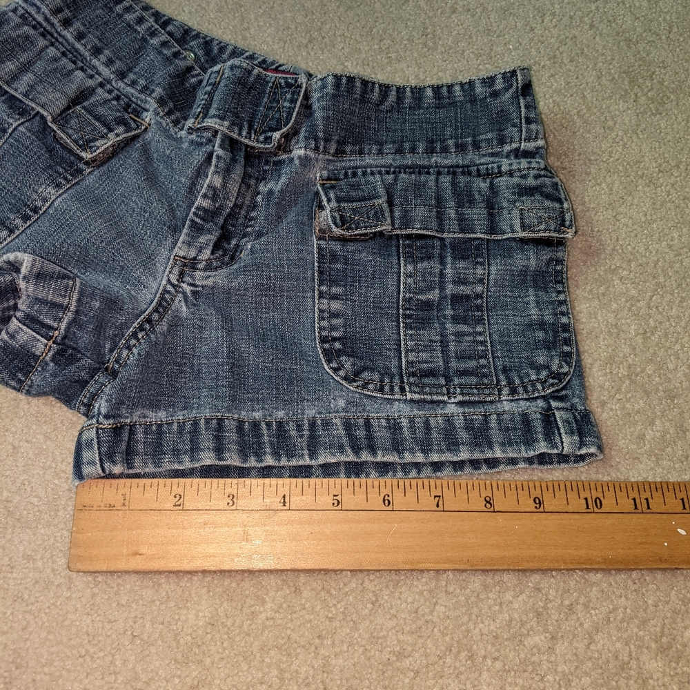 Old navy Jean shorts - Picture 8 of 16